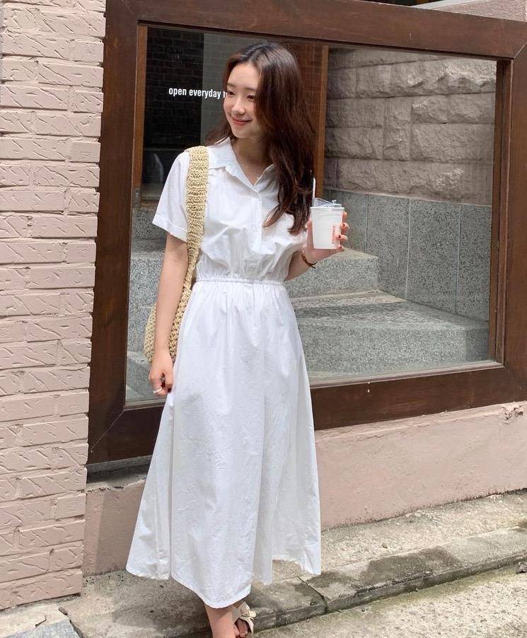 怎么样穿裙子拍出淑女的感觉 b4bd66d99e4443d8873f3fedec4194af.jpeg