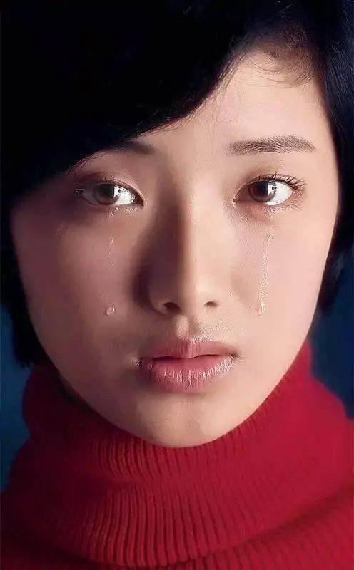 时尚|山口百惠曾经有多美！如今61岁穿公主鞋烫蛋卷头仍像少女