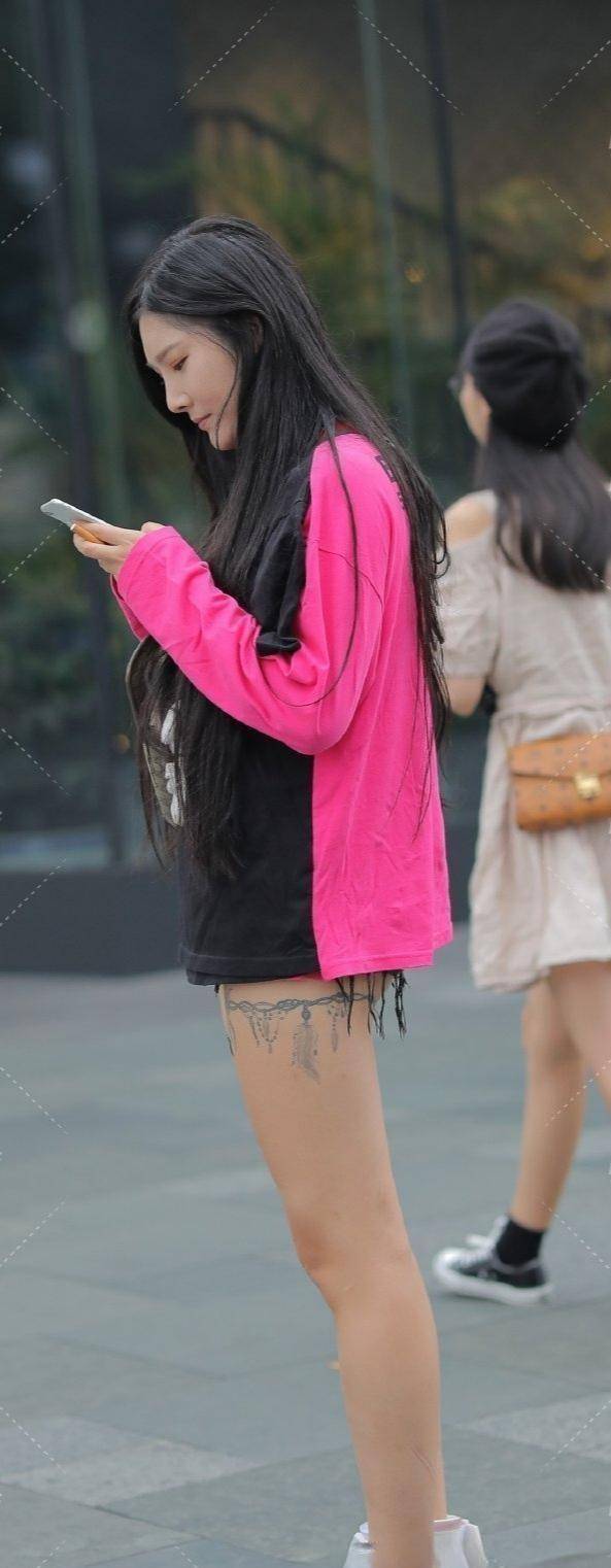 颜色|青春时尚的瑜伽裤装扮,穿出成熟的美感,微胖身材