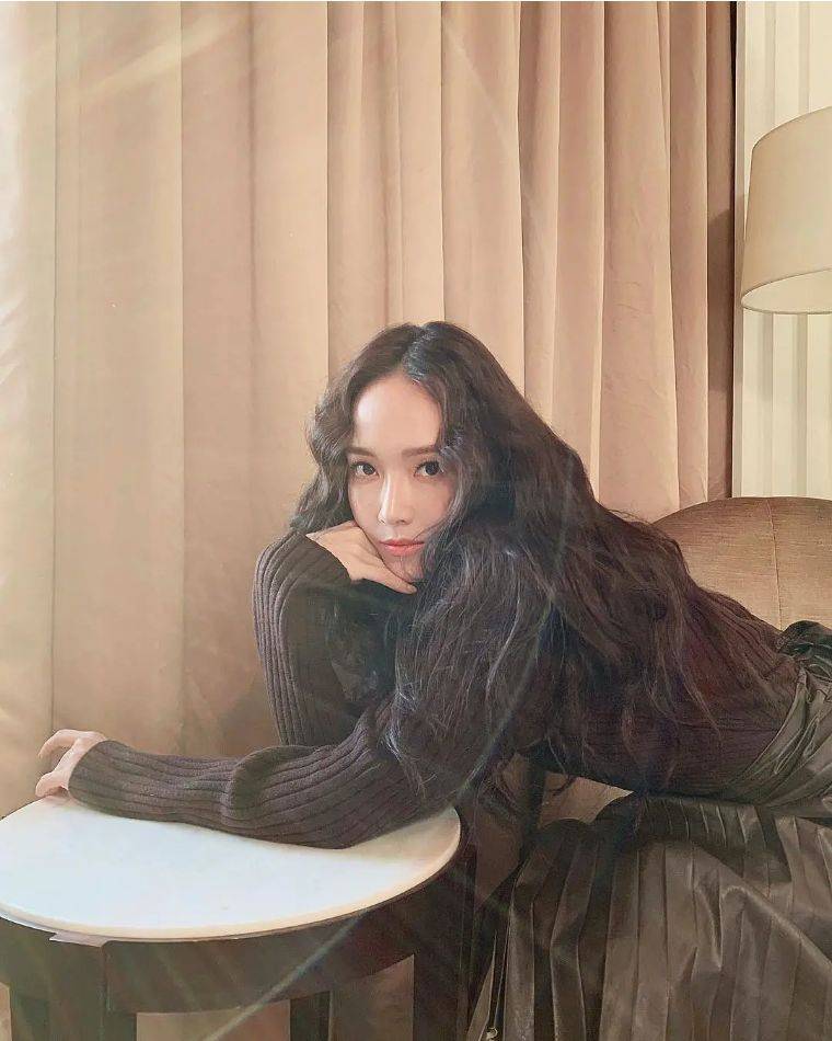 假发|仙女们都在烫的发型！软萌“泰迪卷”美出天际