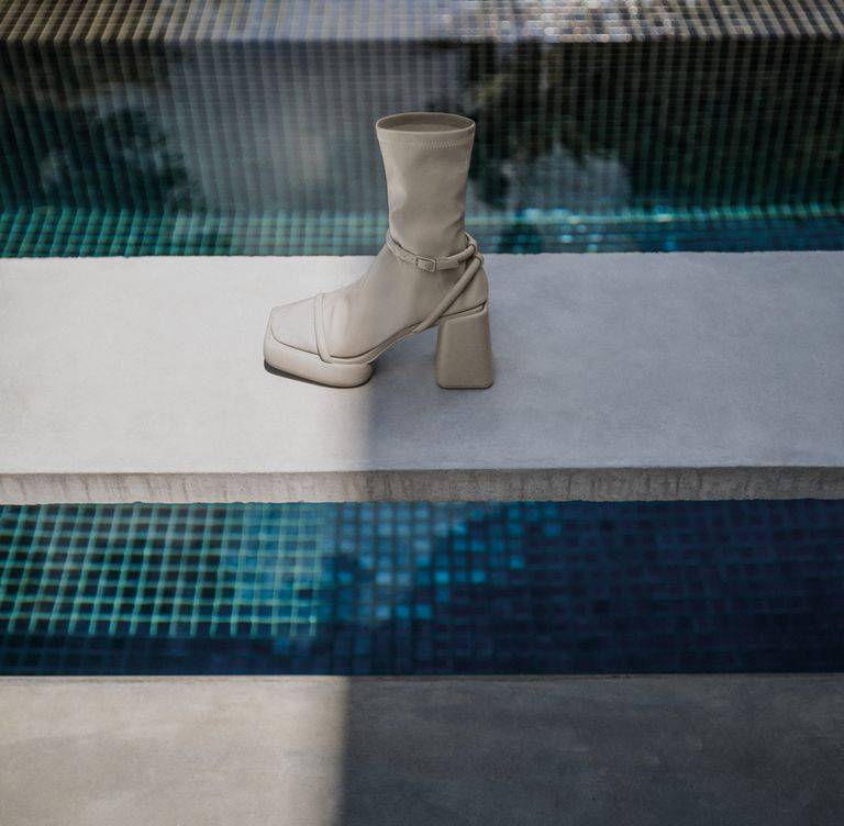 系列|CHARLES＆KEITH 2021秋冬系列创新演绎简约风尚，Lucile鞋履系列优雅登场