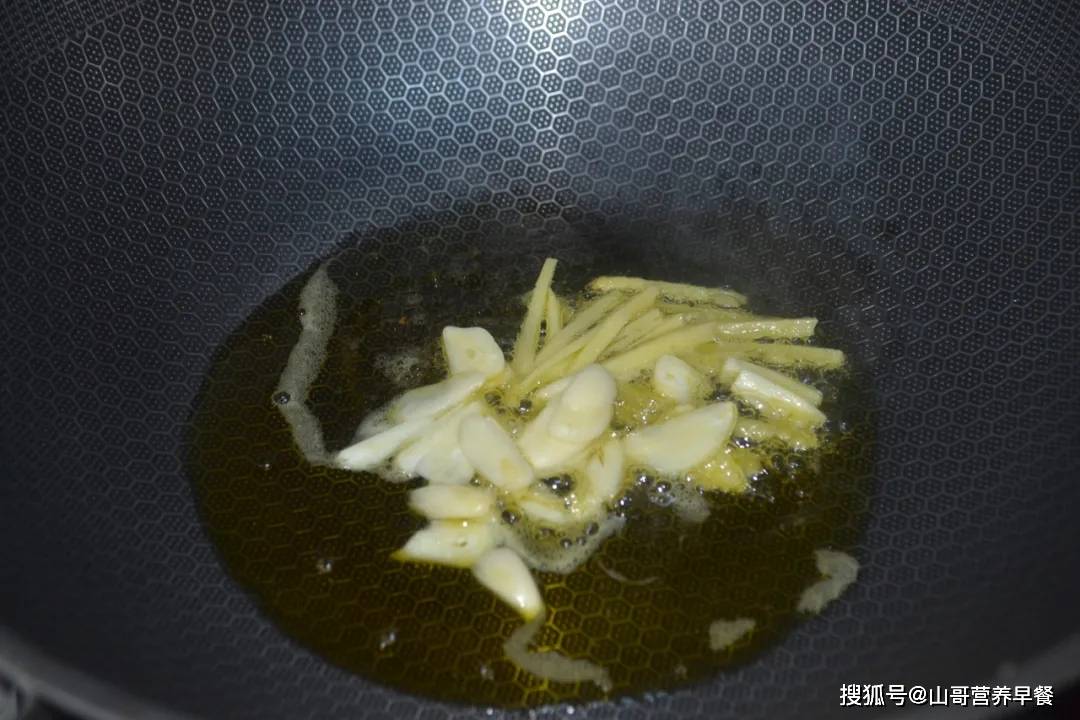 ab45f141543c4769ab2671cb7e568b87.jpeg