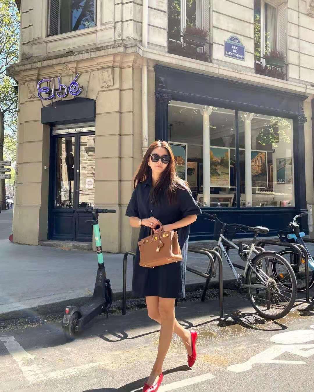 简风|“我”最会穿极简风！4类鞋子的时髦造势，赢得优雅漂亮