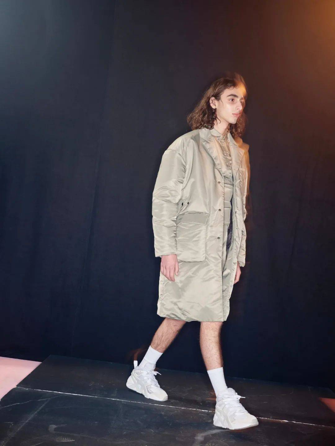 品牌|当运动鞋品牌认真做起衣服来，我再也忍不住了