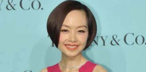 因为|51岁鲁豫想生孩子?从央视名嘴到被怼,赵本山:你这都不专业啊