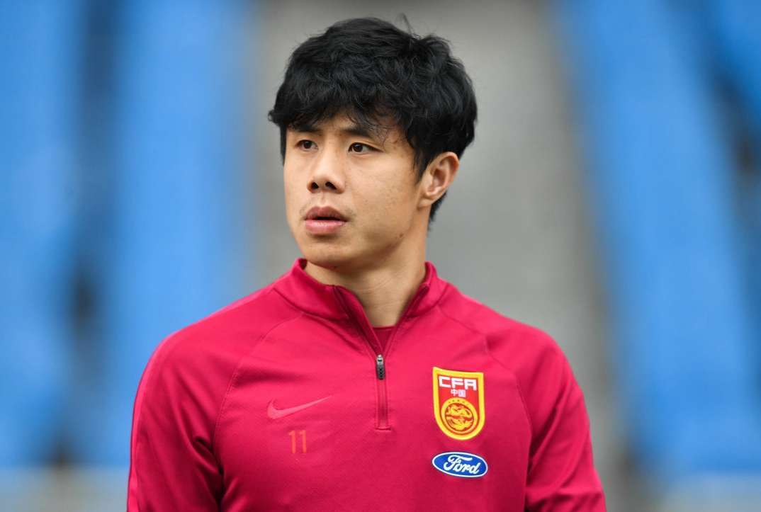 国足早早压上兴许能赢?天真!打不了运动战怎么赢?0-1都算侥幸