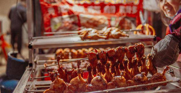 家长|一款遍布大街小巷的零食,吃一根相当于吸60根烟,大部分孩子爱吃