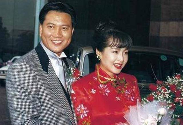 杜志国魏秋桦：香港早期美女演员不靠男人也成富婆今60岁单身仍！