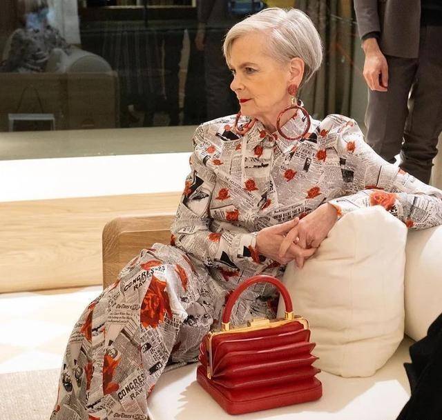 色调|谁说年纪大了就和时尚无关？这些老奶奶比年轻人还时髦