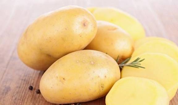 控制|常见四种升血糖主食，糖友若能控制好，血糖稳定，胰岛素也省了