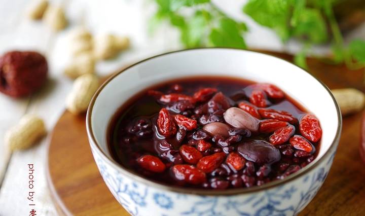 电饭煲|老爸常吃这样的早餐，头发越来越黑，再也不染发了，而且特好吃