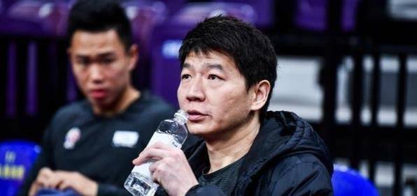 爽肤水排行榜前8强_4月网络搜索排行前八的好用化妆水