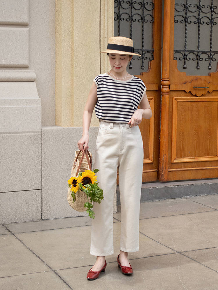 显得|小个子女生入秋就这么穿，蓝色衬衫搭高腰裤又飒又美，显高又显瘦