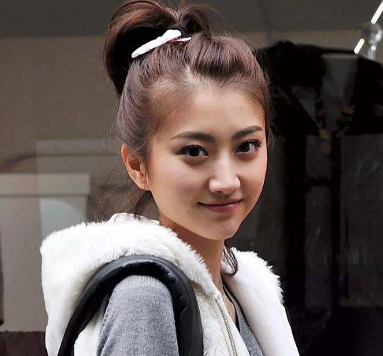 公认最美的80后女星,杨幂上榜,赵丽颖第2,第一盛世美颜