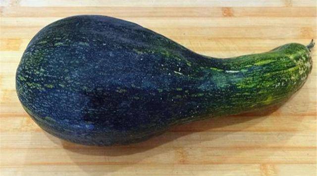 挺圆|半块南瓜，1个鸡蛋，这样简单一做，比吃肉还香，我家隔三差五做