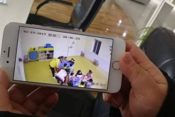 什么|幼儿园老师“反感”这四类家长，孩子也会被疏远，你上榜了吗？