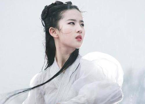 身材|那些大秀A4腰、反手摸肚脐的女星们，为何不敢跟景甜比穿旗袍？