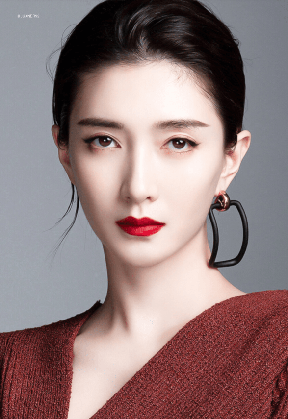 黑色|江疏影：一个被演戏耽误的时尚达人，衣品超高