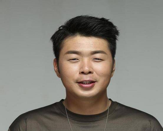 潘长江近期直播 d19c51552367420b9125b28a0223a434.jpeg