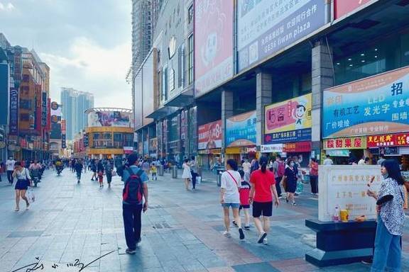 广州“最尴尬”的商业步行街，曾经人山人海，现在却变得冷冷清清