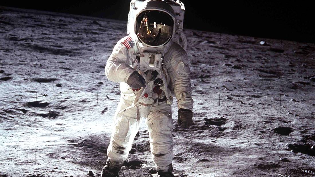 原创宇航员登月看到了什么为何返回地球后都对宇宙充满了敬畏感