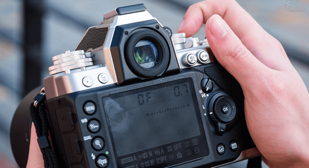 什么|外出旅游时，为何这五样东西最好少带？导游：不怕麻烦就试试