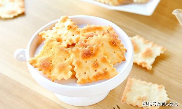 aji|中秋将至,除了月饼,还有5种价格亲民味道好的零食,建议家里备一些