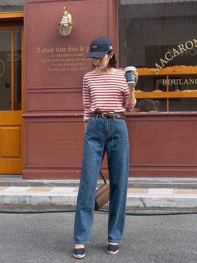 西裤|今年秋天“条纹衫”又火了,搭配上牛仔裤或直筒西裤,高级又洋气