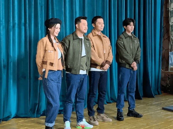 跑男成毅黄河篇 dc84080d514247838c188ae0058e14df.png