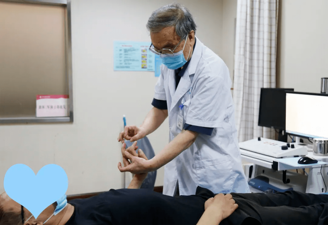 相关|罕见！男子疑似同时患上渐冻症和重症肌无力