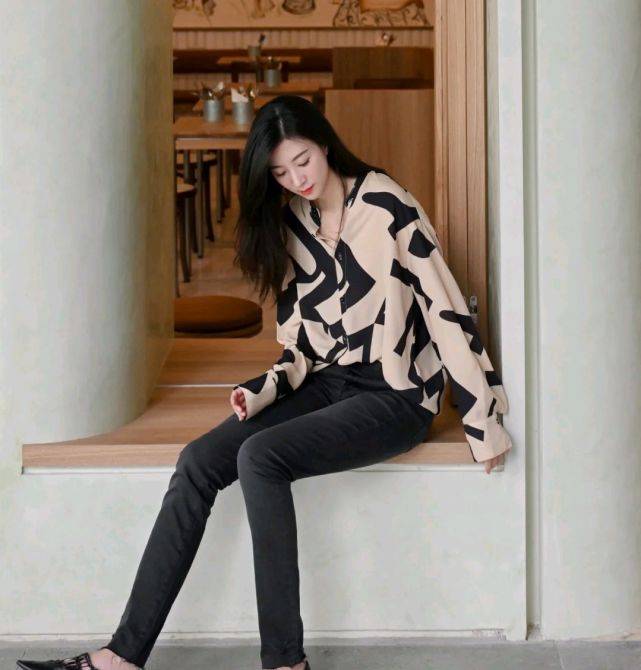 那会|秋装穿搭可以简简单单，但想要穿出高级感，就要懂得穿搭技巧