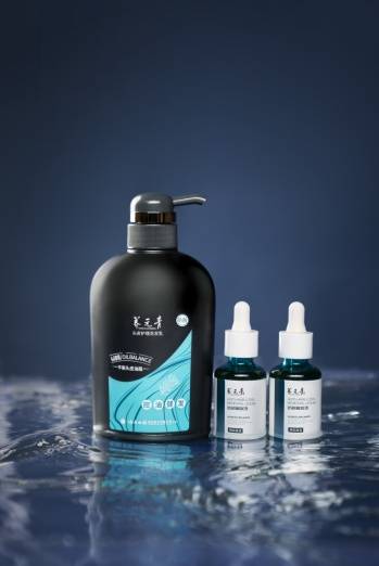 游子|中秋带上云南白药养元青发量开挂水，让离去的“游子”回家