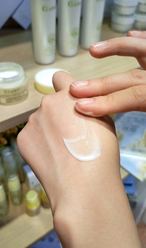 产品|嘉柏俪：那些高热度的护肤品到底值得购买吗
