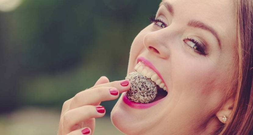 控制|这3种食物，吃一次“血糖”升一点，若不控制，胰岛素也救不了你