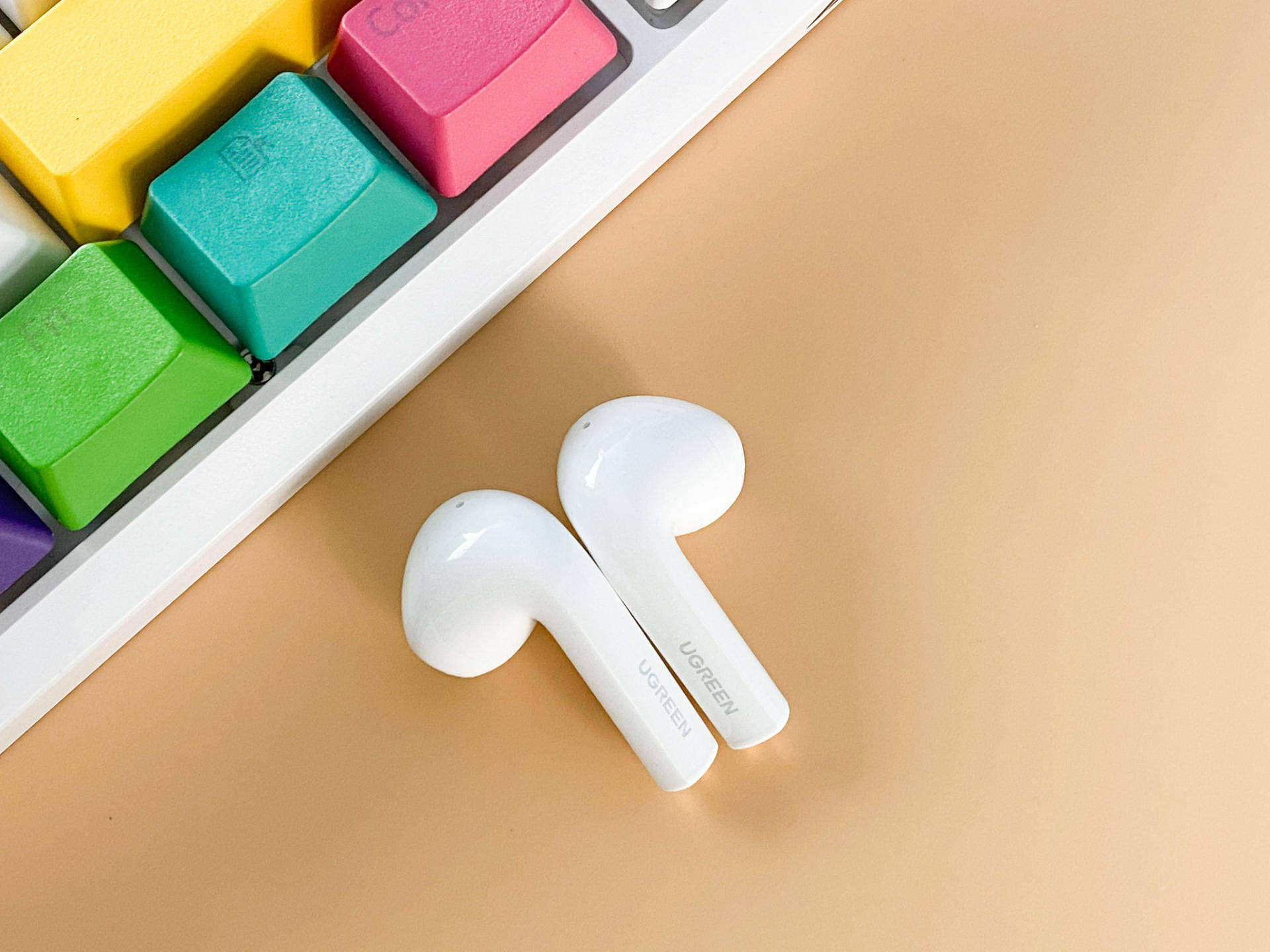 开学必备蓝牙耳机,百元媲美airpods?入手绿联小海豚真无线蓝牙耳机