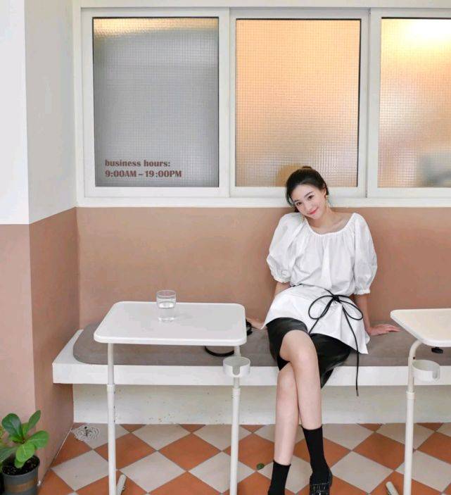 那会|秋装穿搭可以简简单单，但想要穿出高级感，就要懂得穿搭技巧