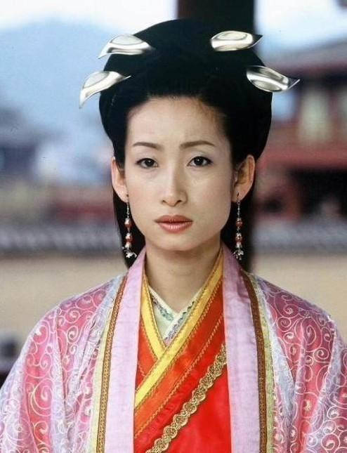 青春|长得美不一定能驾驭古装, 陈妍希舒淇很尴尬, 后几位为古装而生