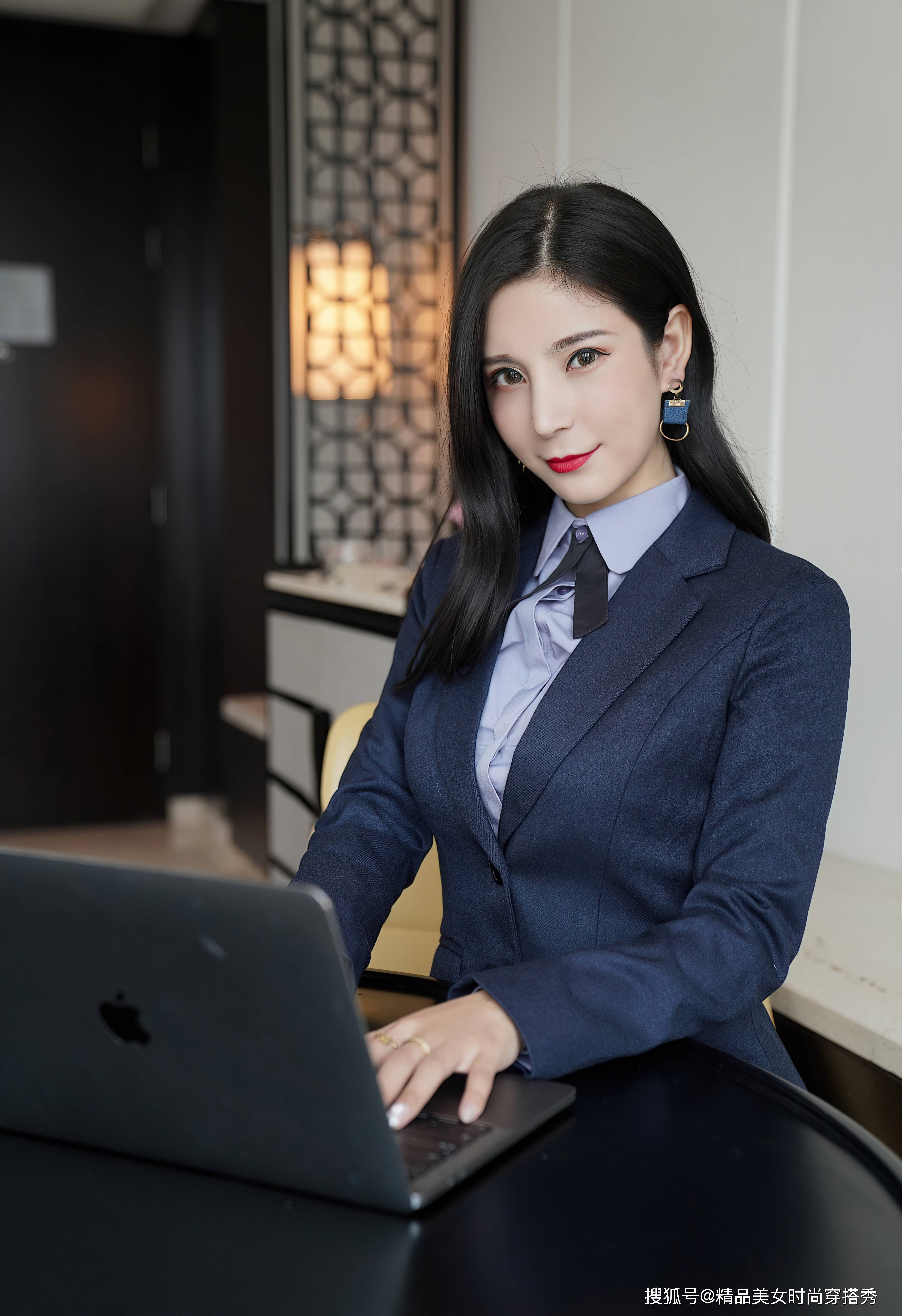 黑色|显瘦提升气质的西装套装，可盐可甜，气质十足
