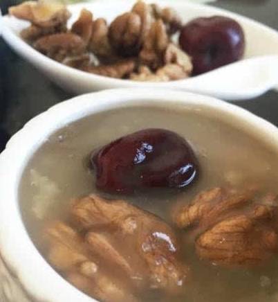 个头|常给孩子吃这早餐，个头越窜越高，头脑也聪明，比6个核桃强百倍