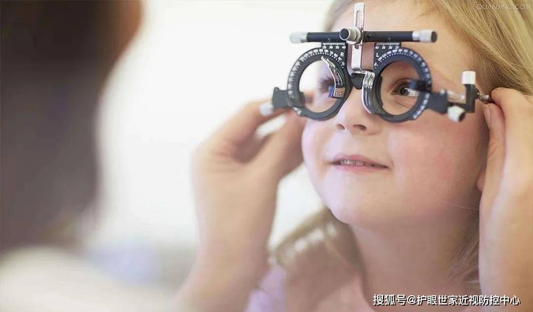 小高|7年涨50度与1年疯涨200度#护眼世家李沧店#智能宽频眼镜#孩子近视了怎么办？