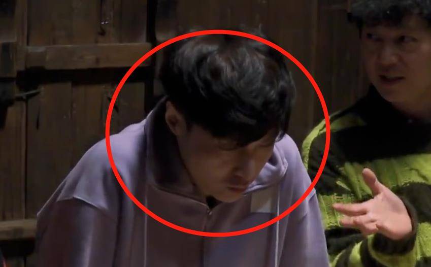 要求|《向往5》导演要求嘉宾素颜，张艺兴还真不化妆，偶像包袱都没了