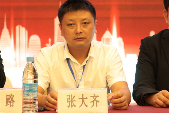 凭互助促进发展以乡情凝聚人心