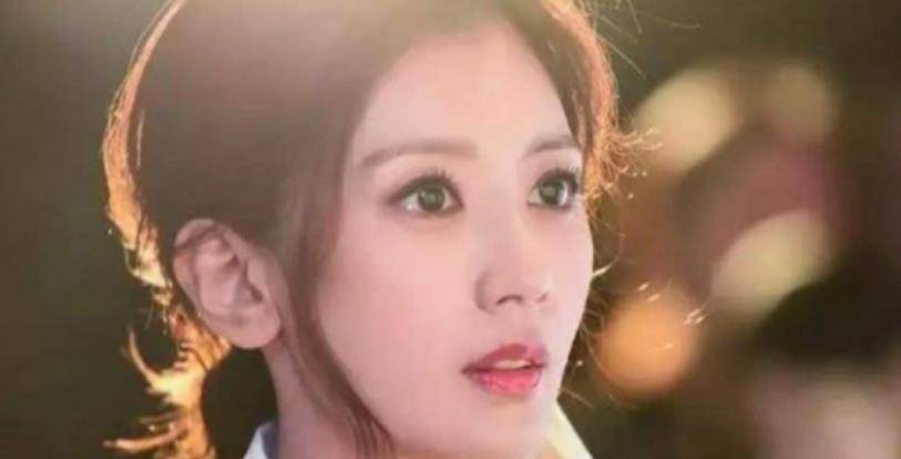 贾静雯|波妞“后来居上”，颜值超过姐姐咘咘，如今越长越像妈妈贾静雯