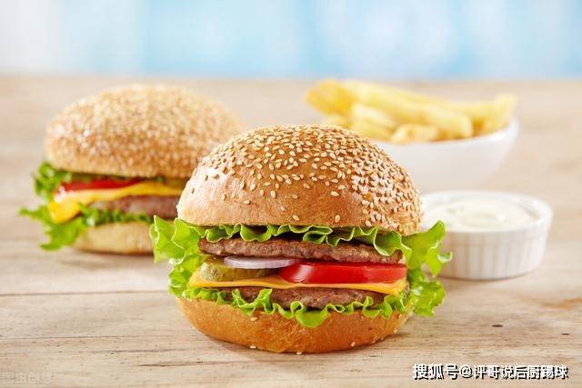 挺香|宁可多吃荤菜，也不要碰3种零食，吃着挺香，热量高易长肉