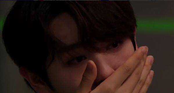 刘彰|创4学员家人助力：周柯宇被曝旧照，刘宇妈妈颜值引热议