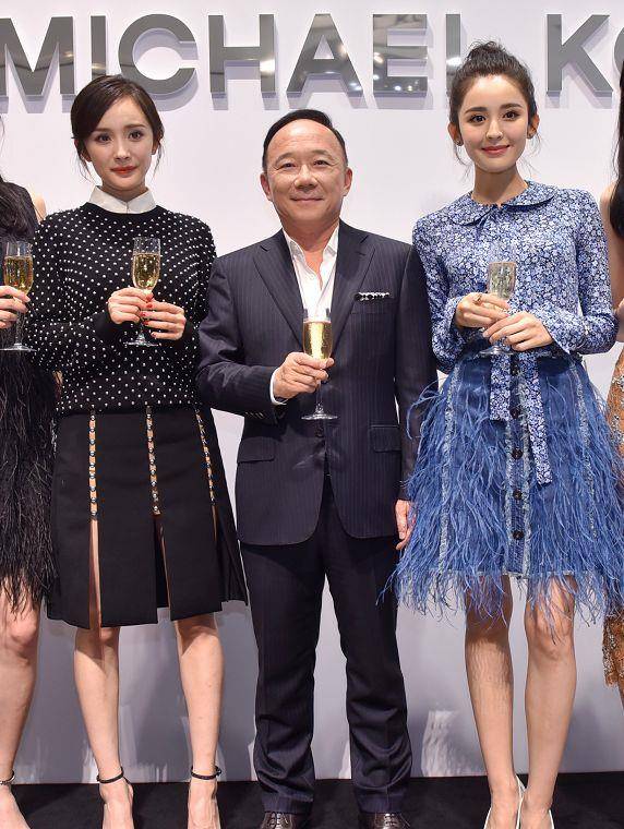 设计|有种“无人敢追”叫娜扎，同框赢了热巴杨幂，凹凸身材不输卡戴珊