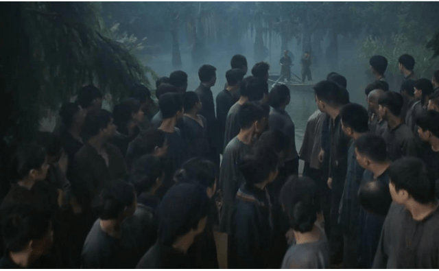 电影|《水怪2黑森林》影片编剧很棒，电影讲述很耐看，一步步抽丝剥茧？