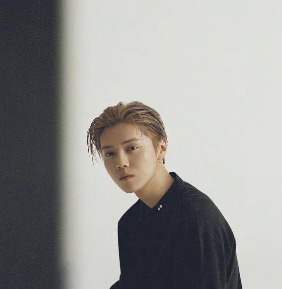 主权|关晓彤宣示主权，节目秀鹿晗的专属印戳，秀恩爱方式一般人不敢学