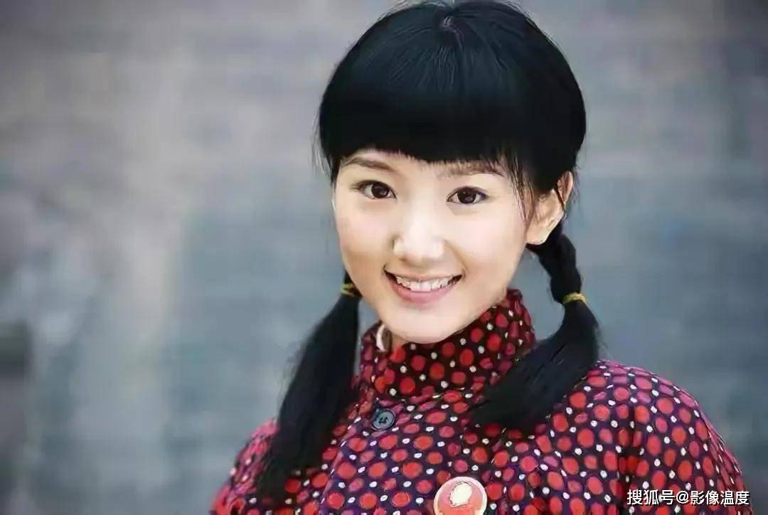 原创乔家的儿女毛晓彤差点被人渣父亲害死渣男背叛后她更坚强