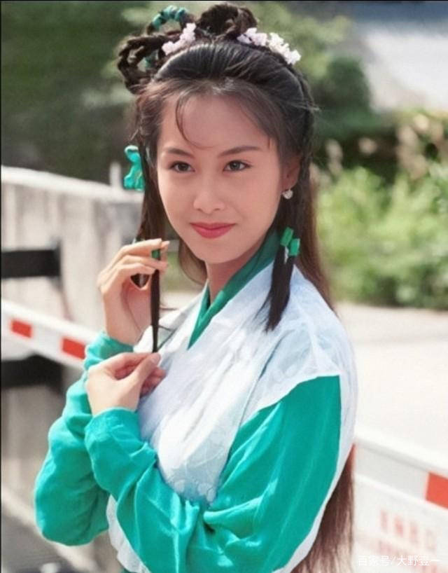 鹅蛋脸|星星眼，鹅蛋脸，古装美女我只服这7位，看她们是如何惊艳四座的